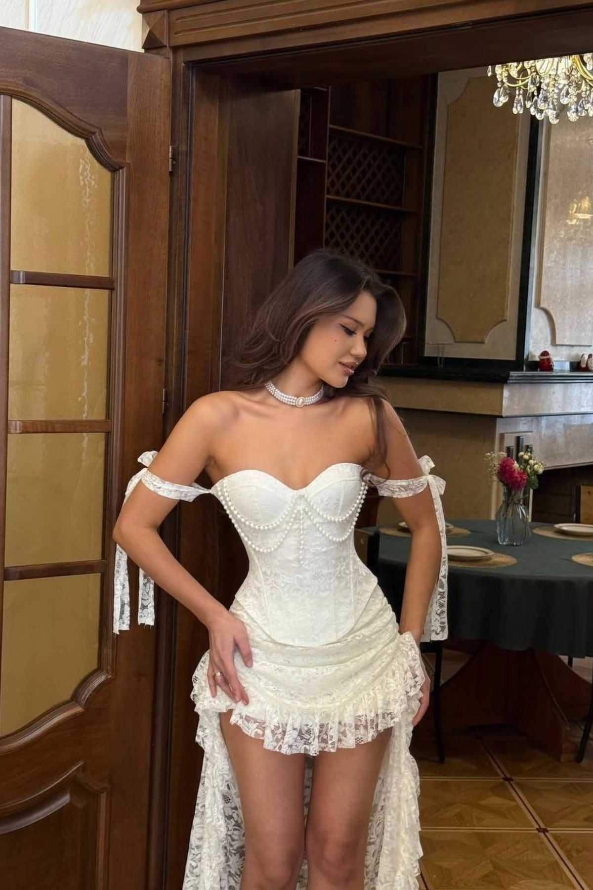 Straplez Model Korse Bustiyer Asimetrik Dantel Etek Takım