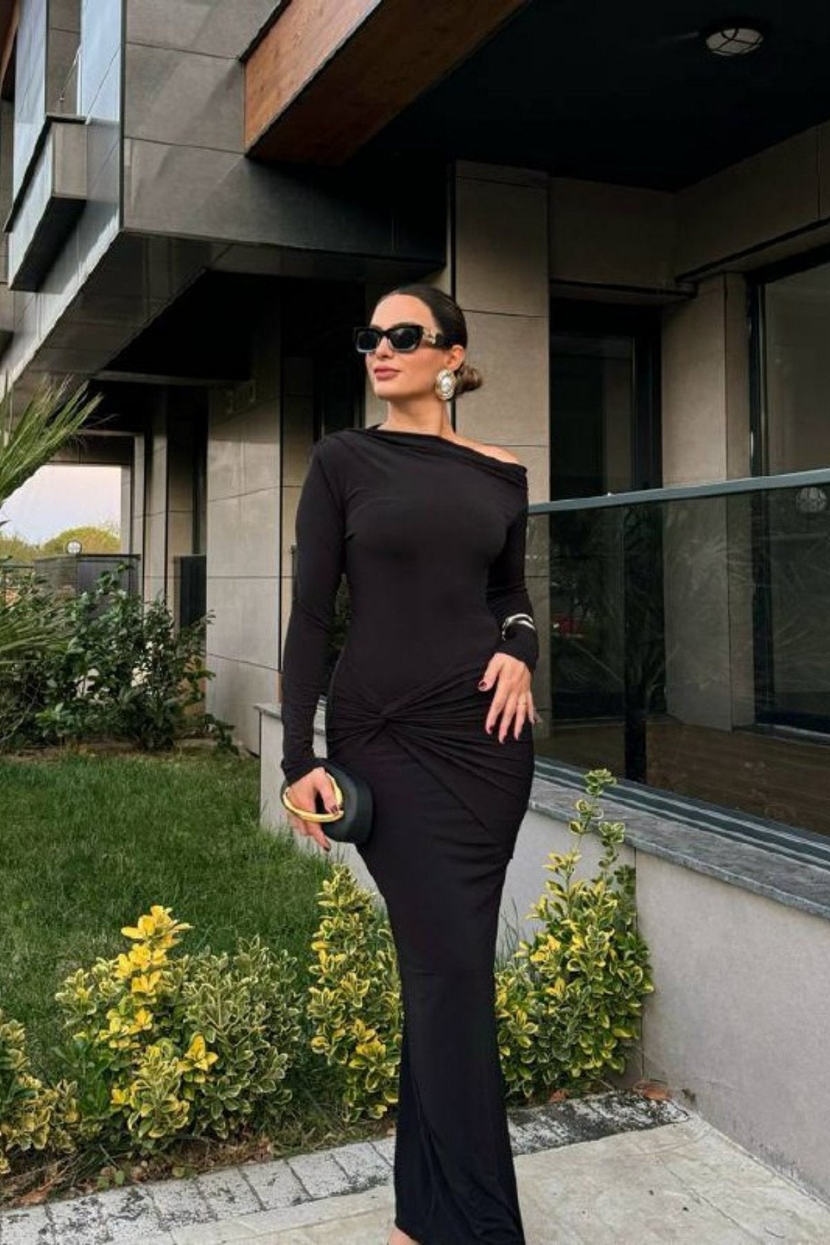 Kayık Yaka Düşük Omuz Belden Baglama Detay Uzun Slip Elbise