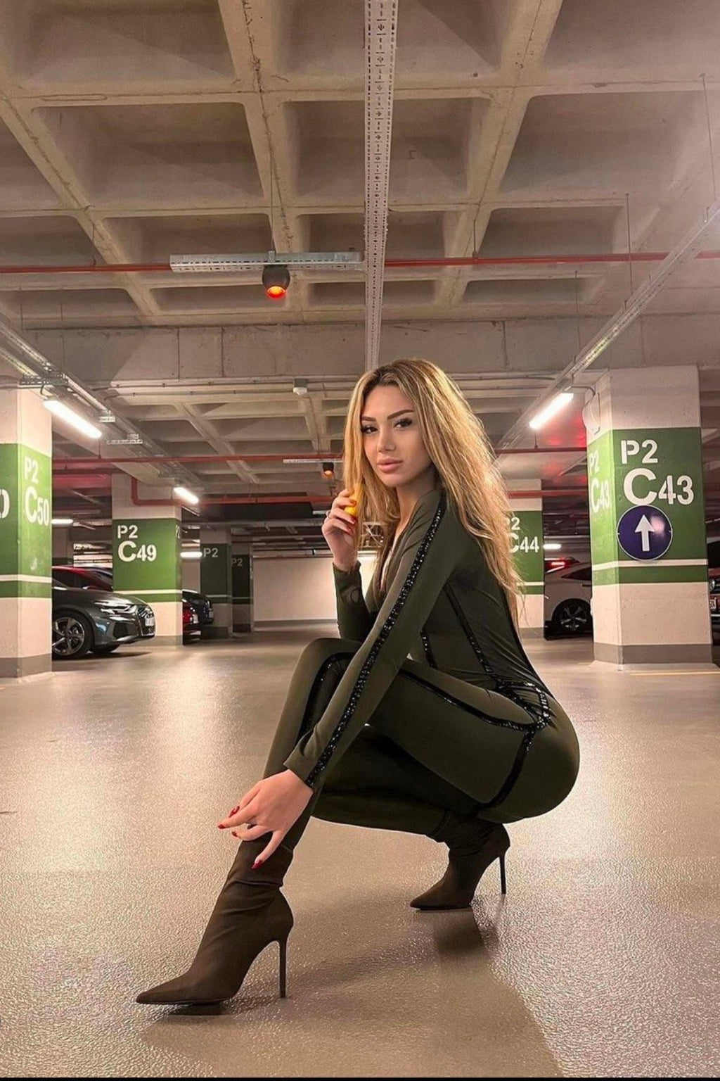 Deri Garnili Özel Tasarım Spor Tulum