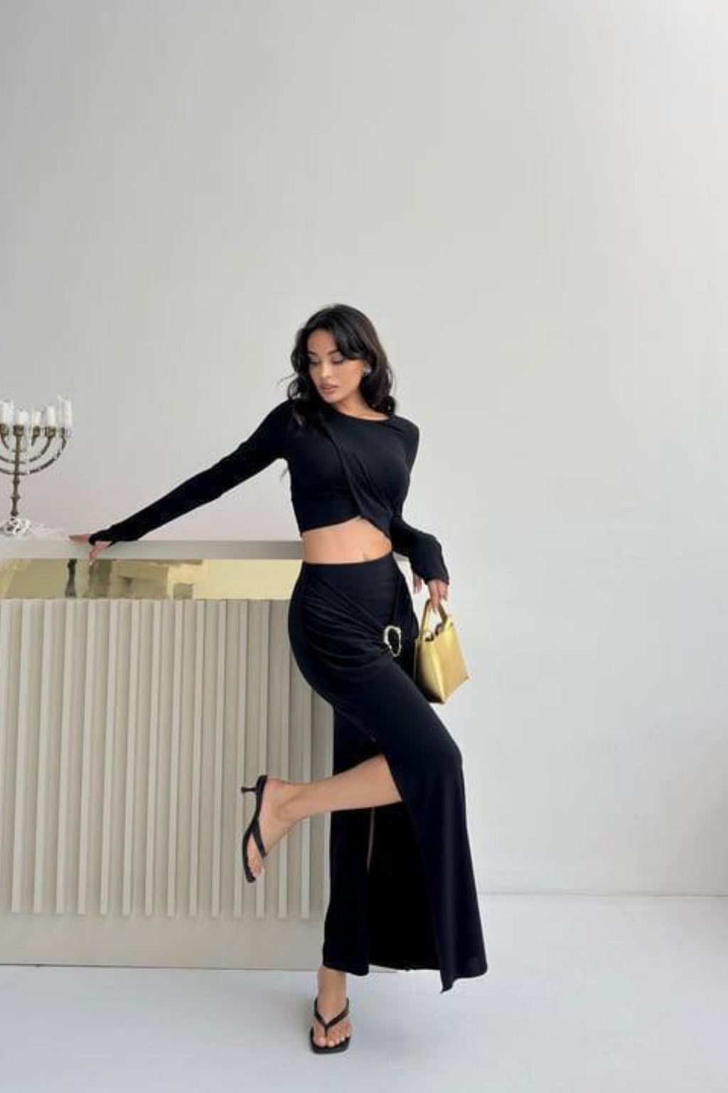 Önden Kapama Model Crop Baglama Toka Detay Yırtmaçlı Etek Takım