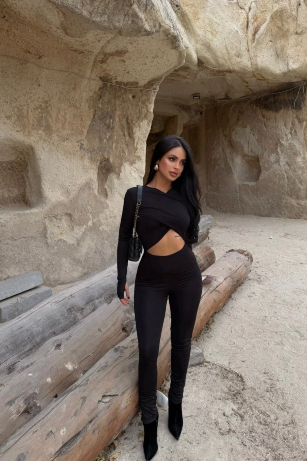 Çapraz Baglama Göbek Dekolteli Slim Fit Spor Tulum
