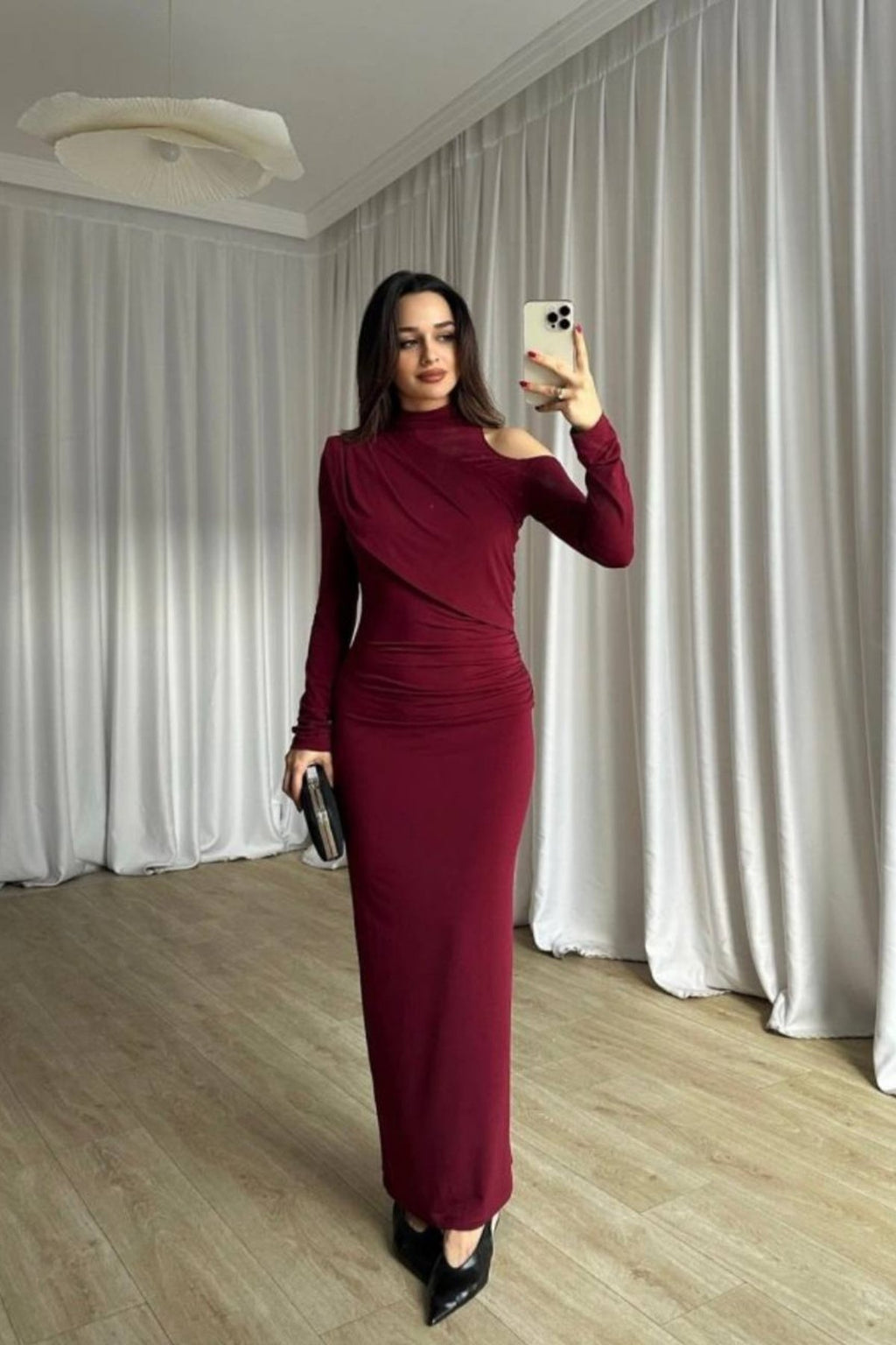 Omuz Dekolte Şal Yaka Büzgülü Uzun Elbise