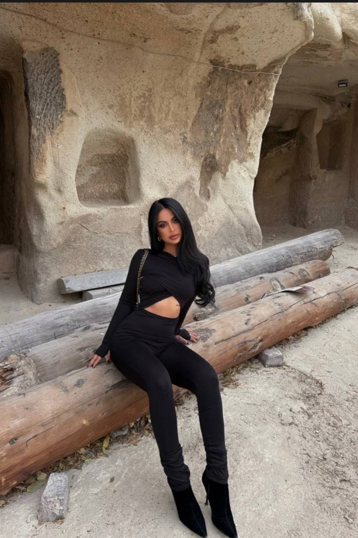 Çapraz Baglama Göbek Dekolteli Slim Fit Spor Tulum