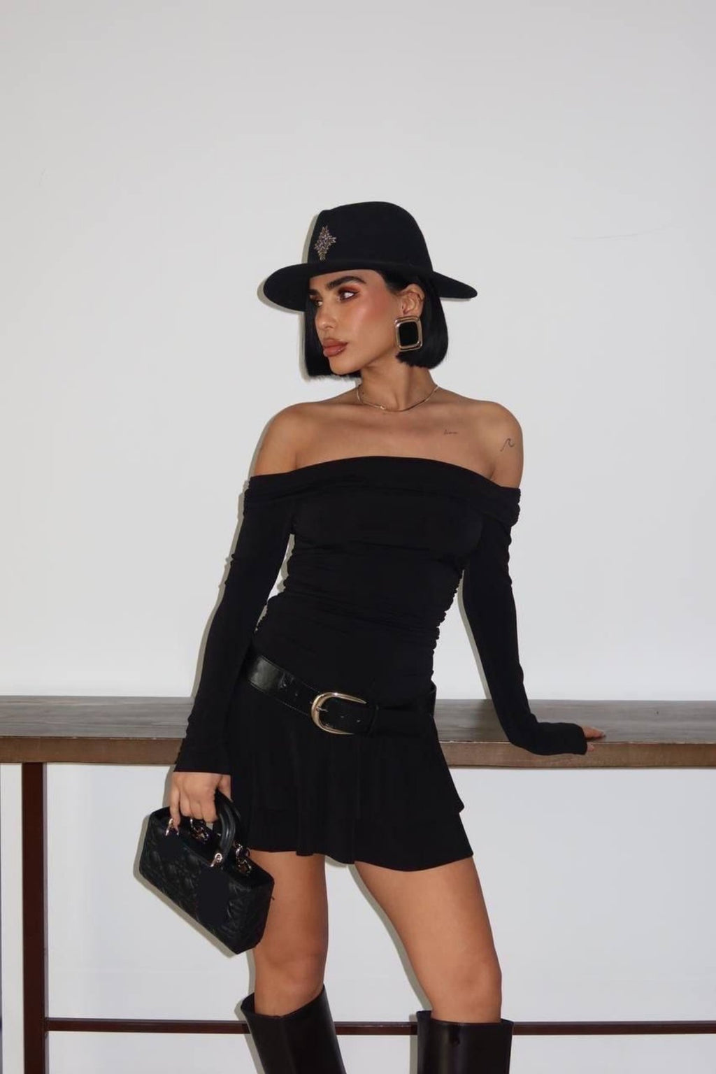 Madonna Yaka Fırfırlı Kloş Mini Elbise